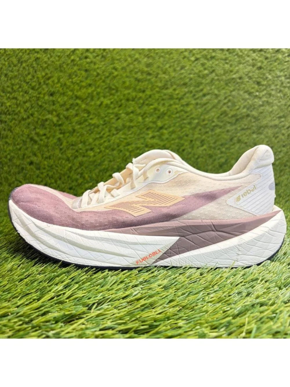New Balance Fuelcell Rebel V5 Womens Size 9.5 Mens 8 Beige Brown Running Shoes
